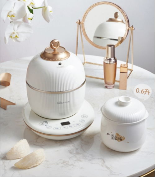 小熊電器養(yǎng)生壺 單身經(jīng)濟下的爆款，如何為美好生活“添溫”
